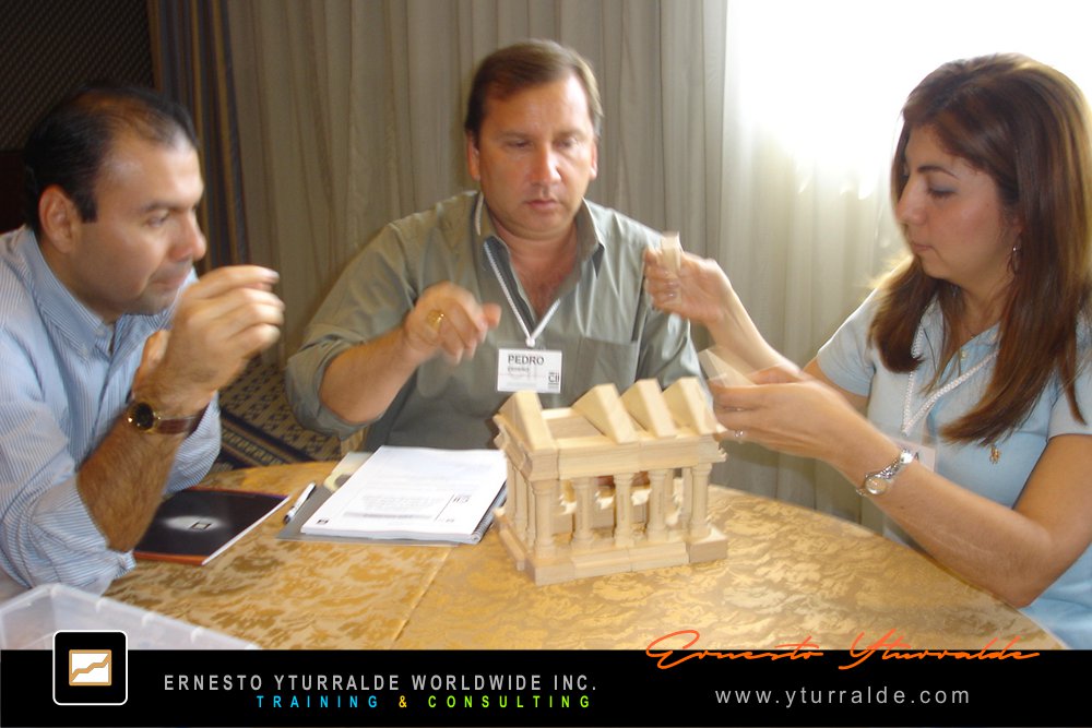 Dirección Eficaz mediante Aprendizaje Experiencial para desarrollar competencias directivas